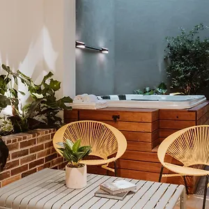 Villaz Luxury Apartahotel Medellín